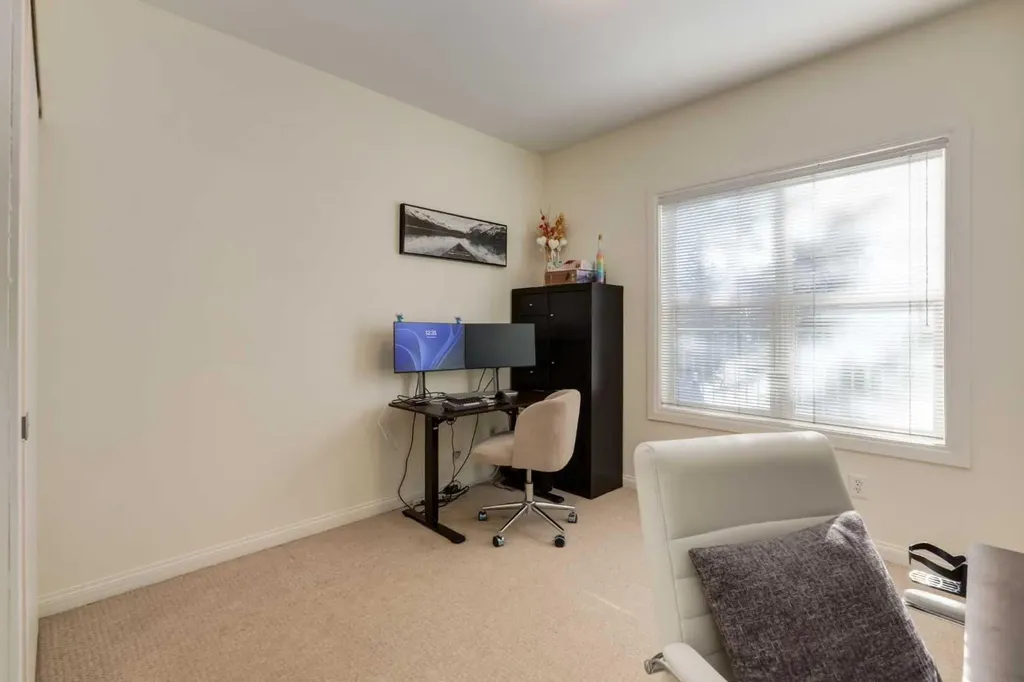 1920 14 Avenue NE Calgary AB T2E8V4