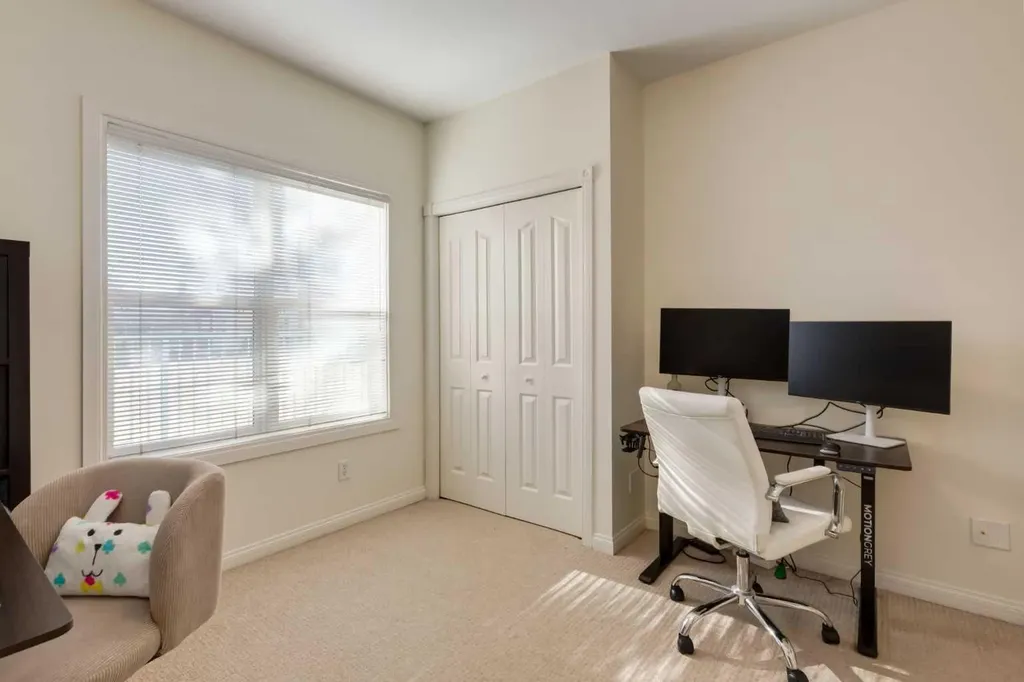 1920 14 Avenue NE Calgary AB T2E8V4