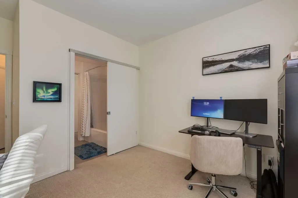1920 14 Avenue NE Calgary AB T2E8V4
