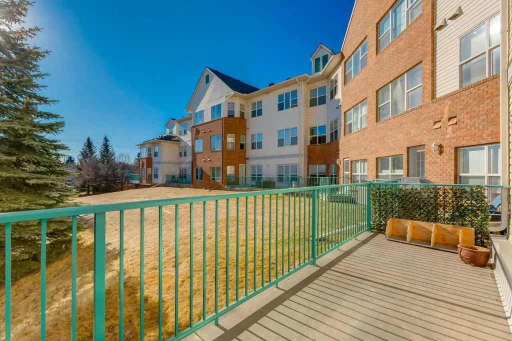 1920 14 Avenue NE Calgary AB T2E8V4