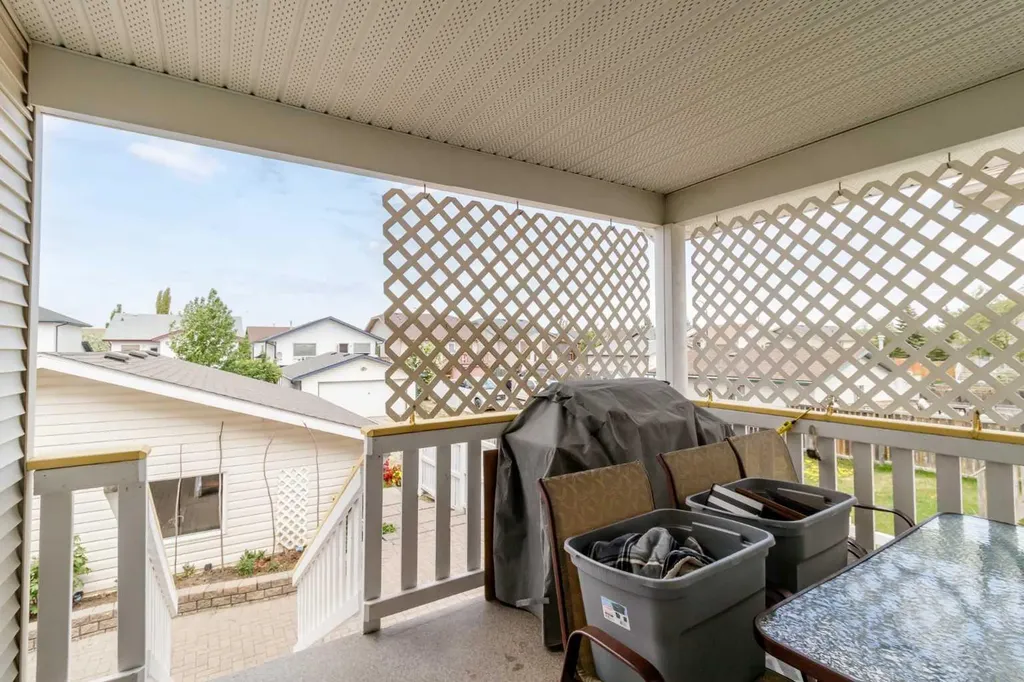 131 Deschner Close Red Deer AB T4R 3C4