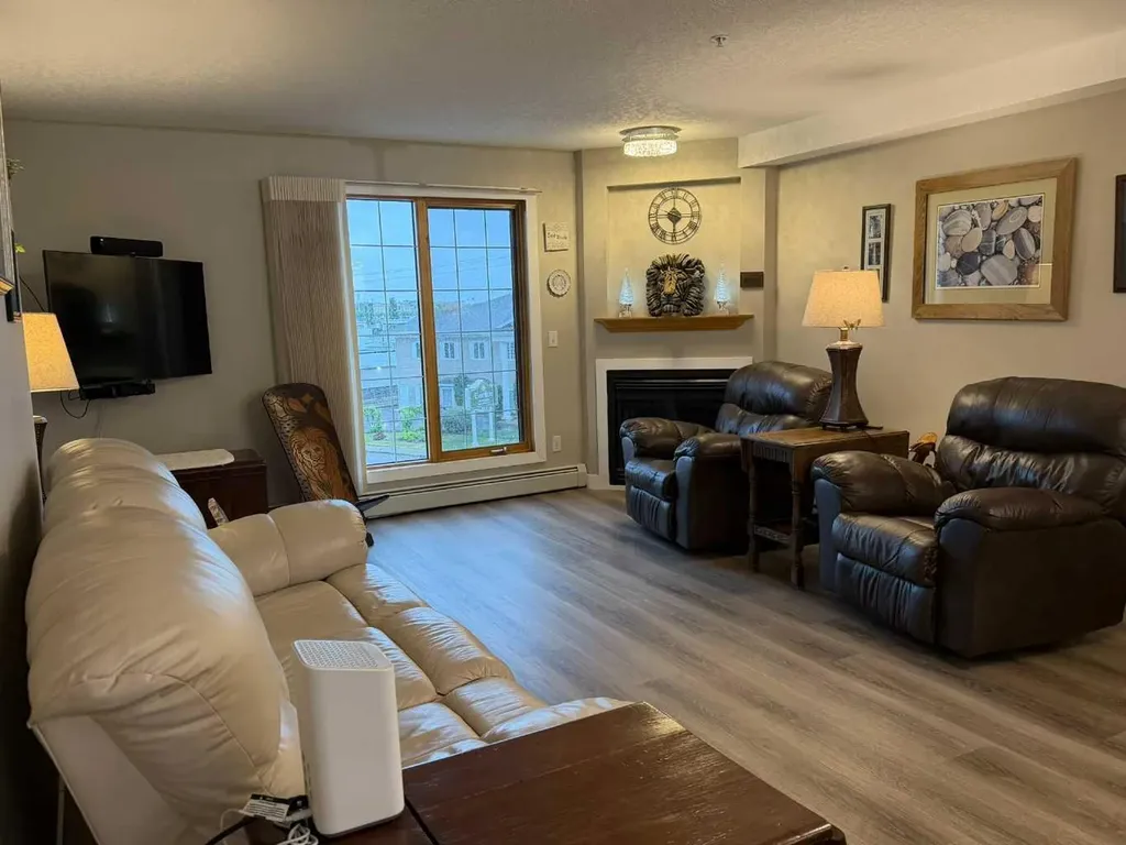 4805 45 Street Red Deer AB T4N 7A9