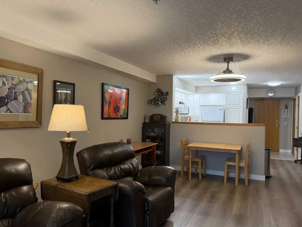 4805 45 Street Red Deer AB T4N 7A9