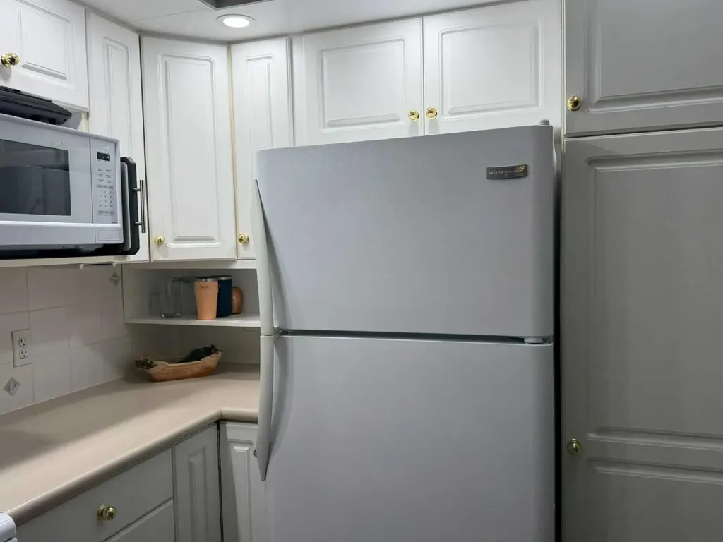 4805 45 Street Red Deer AB T4N 7A9