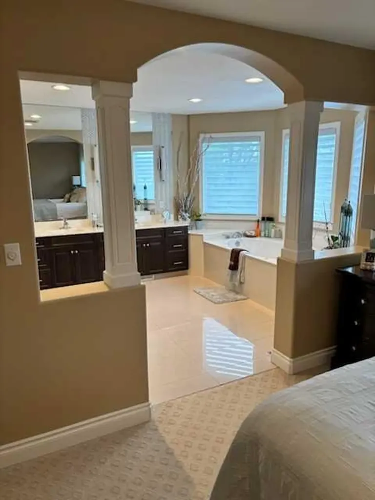 447 Spruce Way SE Medicine Hat AB T1B 4L5