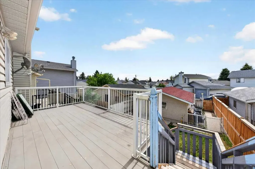 6979 Laguna Way NE Calgary AB T1Y 6W5