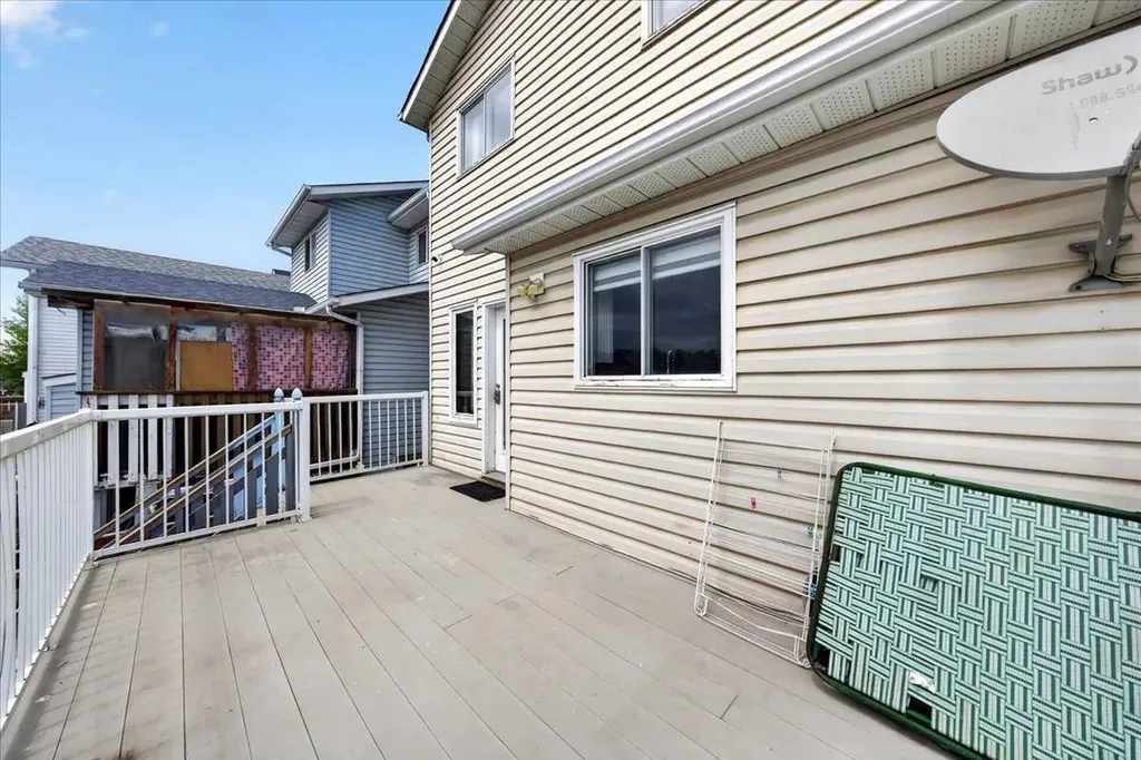 6979 Laguna Way NE Calgary AB T1Y 6W5