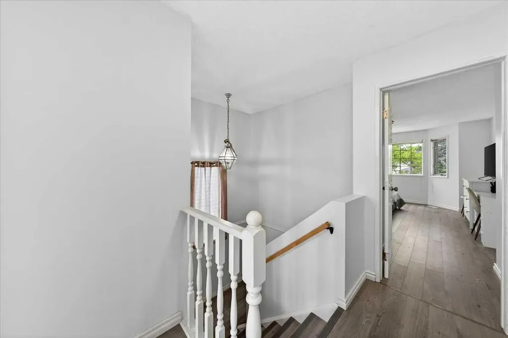 6979 Laguna Way NE Calgary AB T1Y 6W5