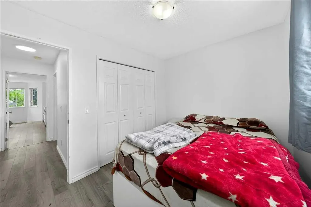 6979 Laguna Way NE Calgary AB T1Y 6W5
