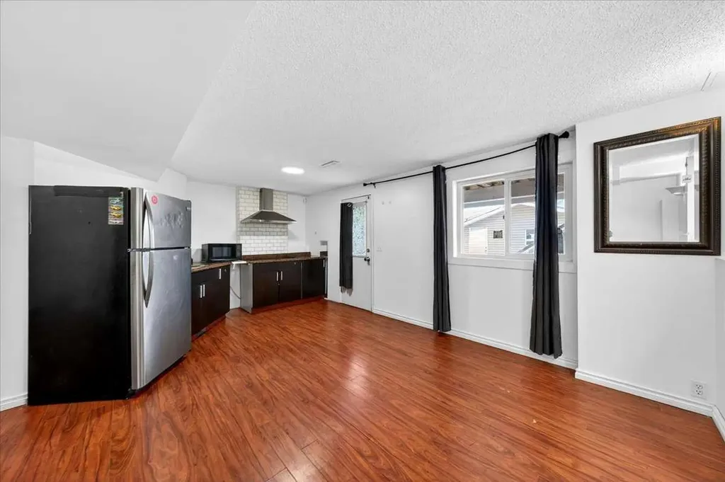 6979 Laguna Way NE Calgary AB T1Y 6W5