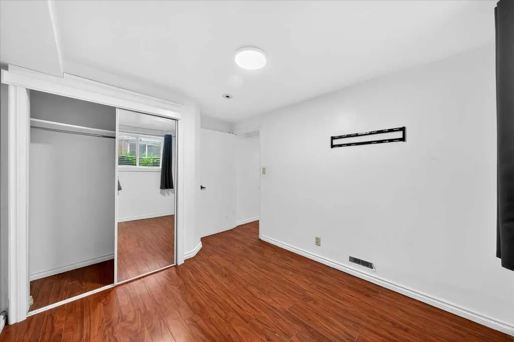 6979 Laguna Way NE Calgary AB T1Y 6W5