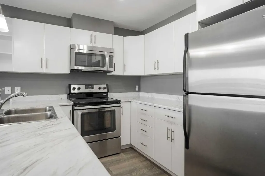 115 Denholm Gate Fort Mcmurray AB T9H 0E9