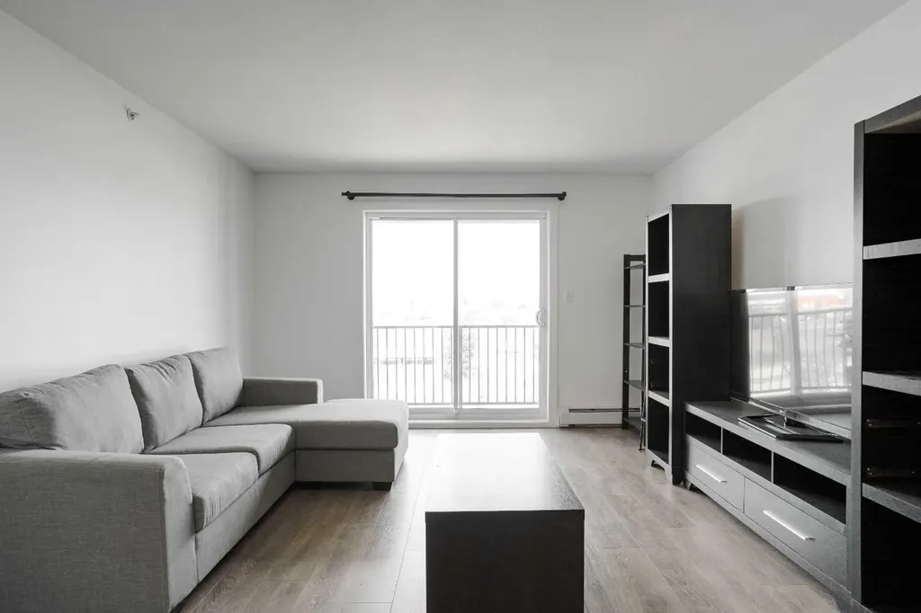 115 Denholm Gate Fort Mcmurray AB T9H 0E9