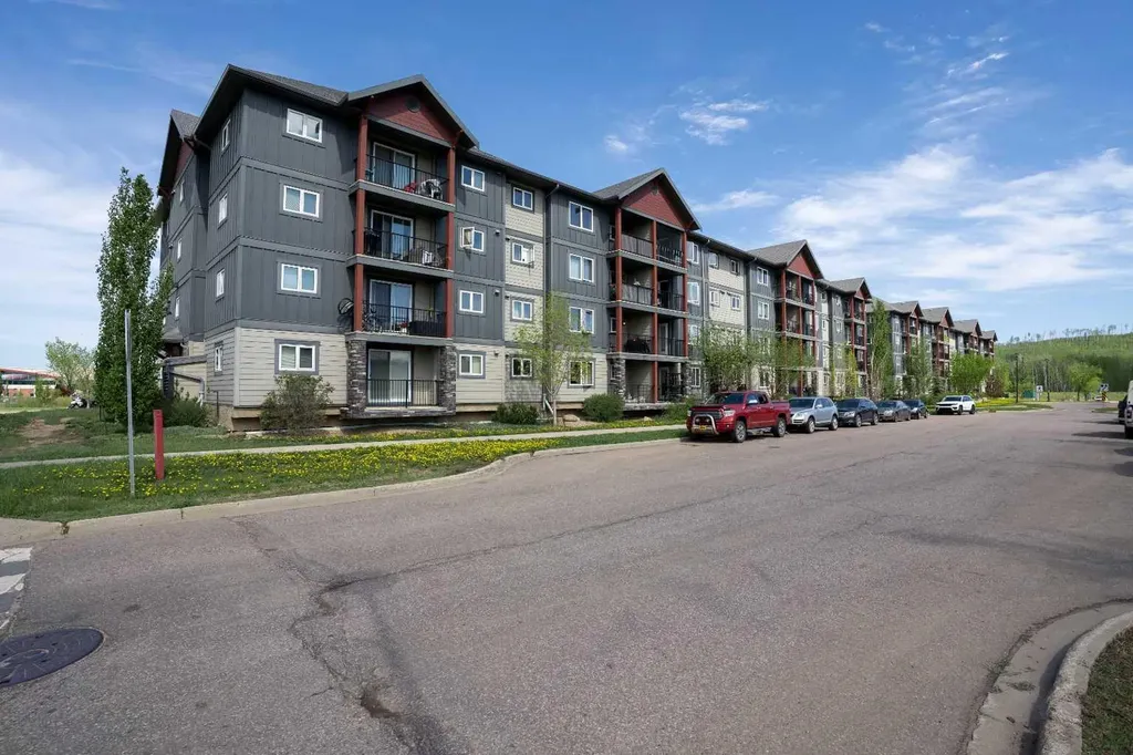 115 Denholm Gate Fort Mcmurray AB T9H 0E9