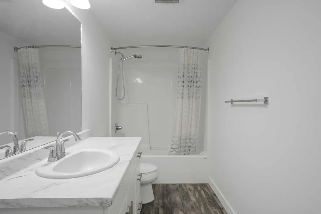 115 Denholm Gate Fort Mcmurray AB T9H 0E9