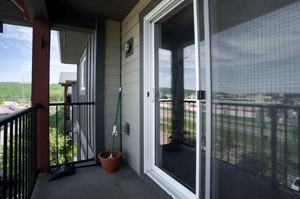 115 Denholm Gate Fort Mcmurray AB T9H 0E9