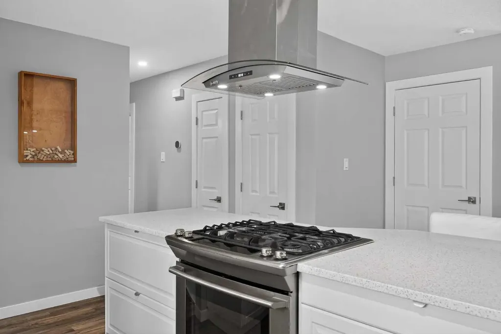 252 Allan Crescent SE Calgary AB T2J 0T4