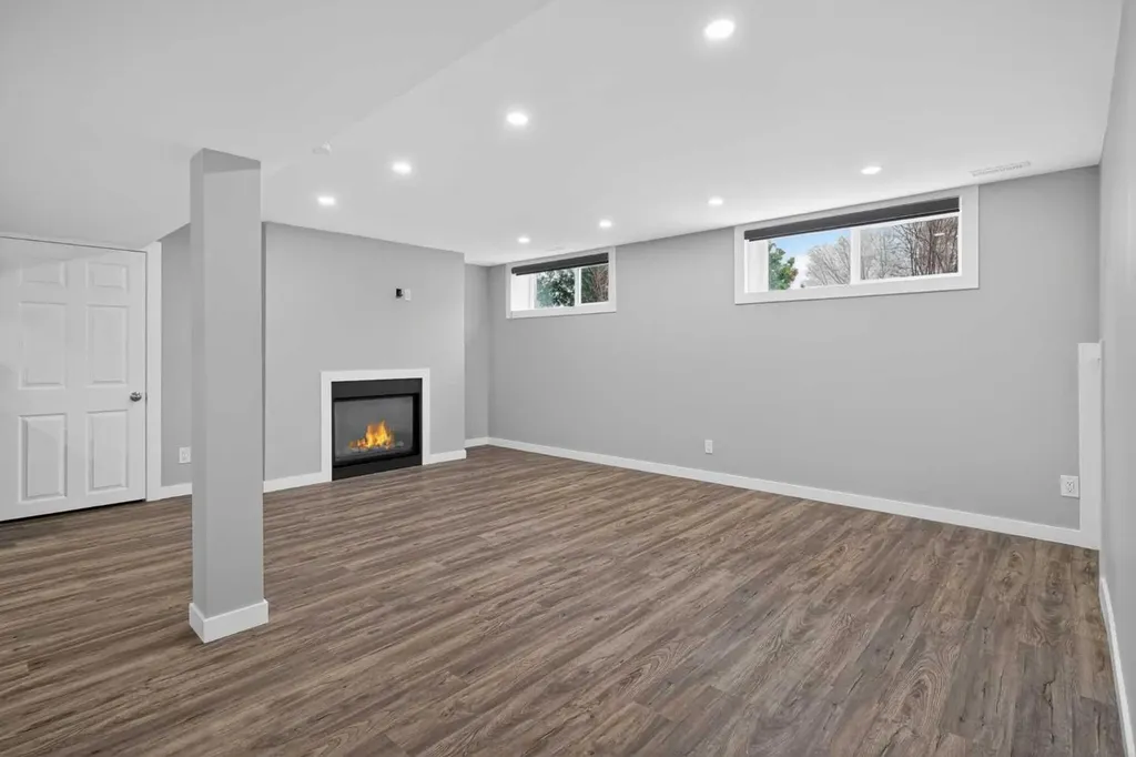 252 Allan Crescent SE Calgary AB T2J 0T4