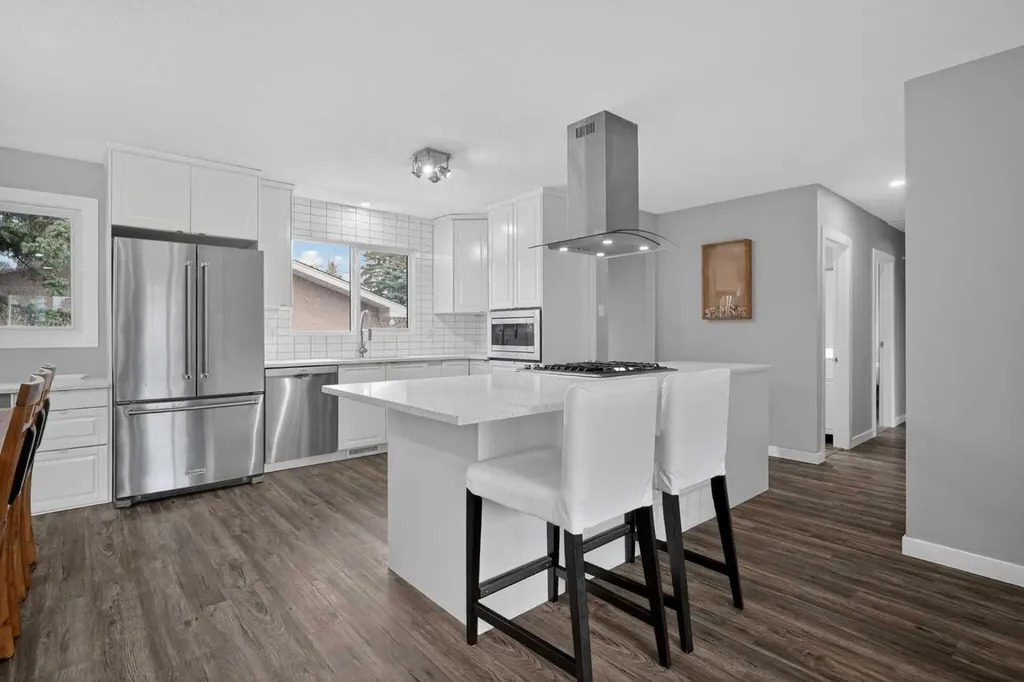252 Allan Crescent SE Calgary AB T2J 0T4