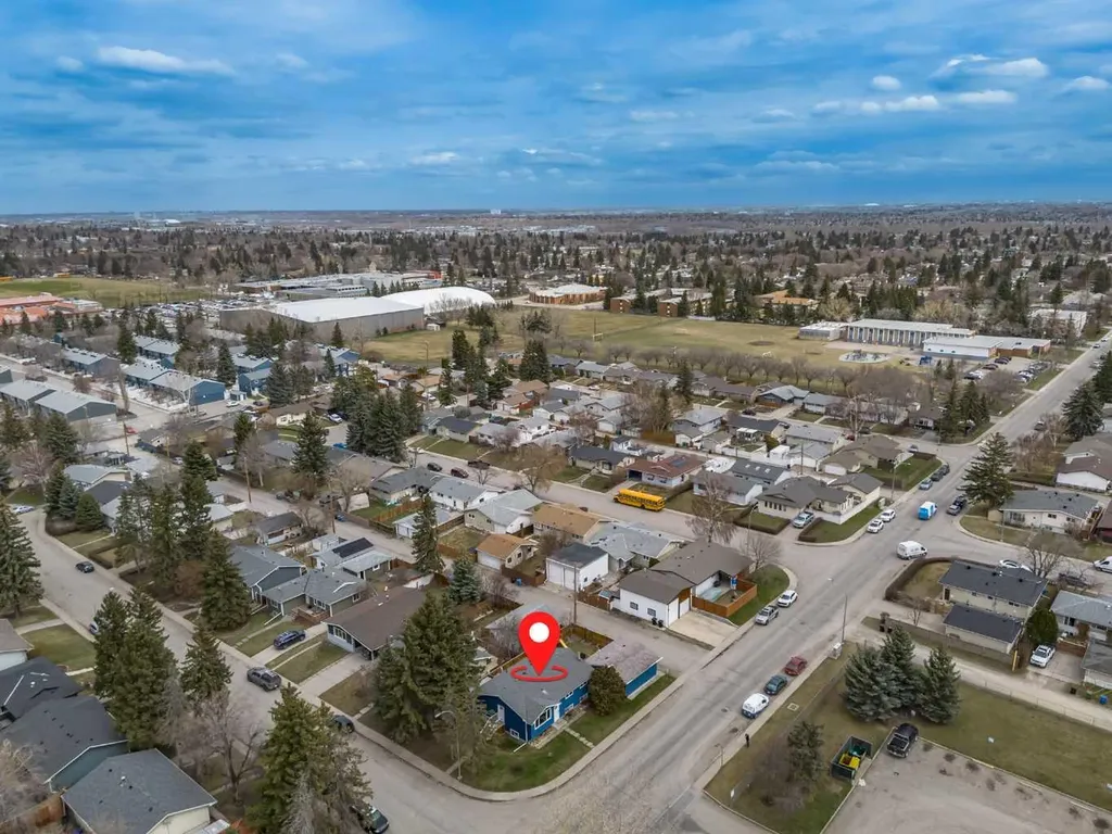 252 Allan Crescent SE Calgary AB T2J 0T4