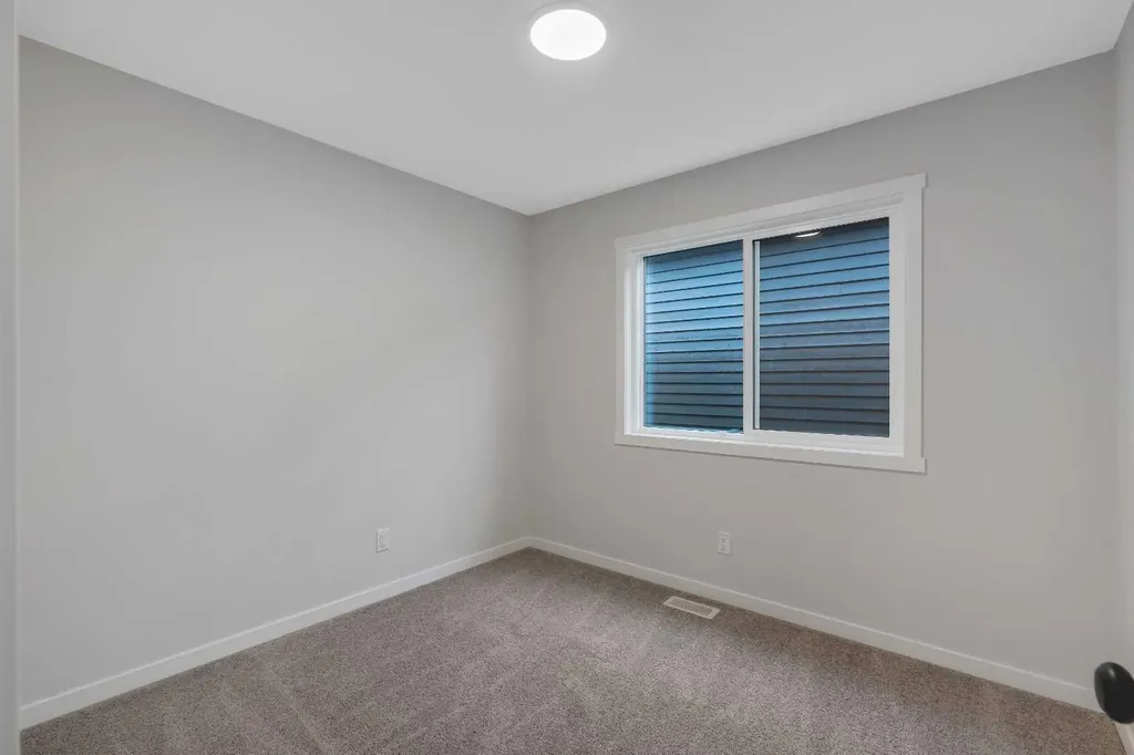 50 Creekview Gardens SW Calgary AB T2X 4Y1