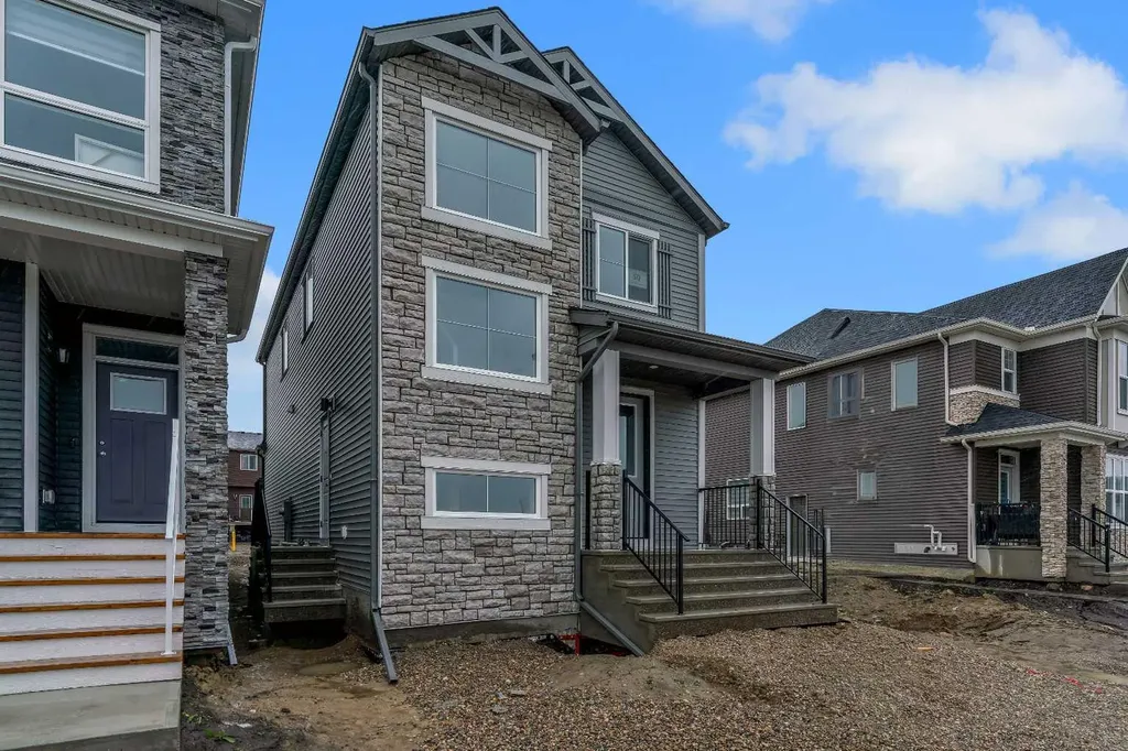 50 Creekview Gardens SW Calgary AB T2X 4Y1