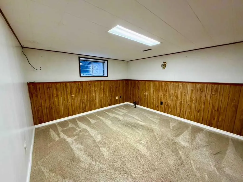1133 20 Street S Lethbridge AB T1K2E1
