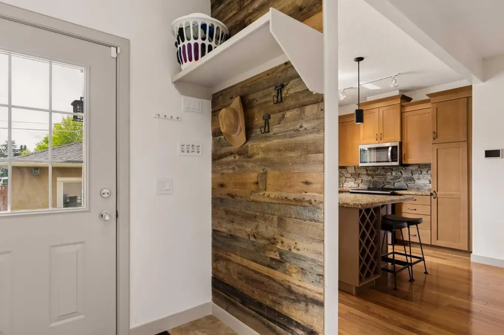 3127 40 Street SW Calgary AB T3E 3J9
