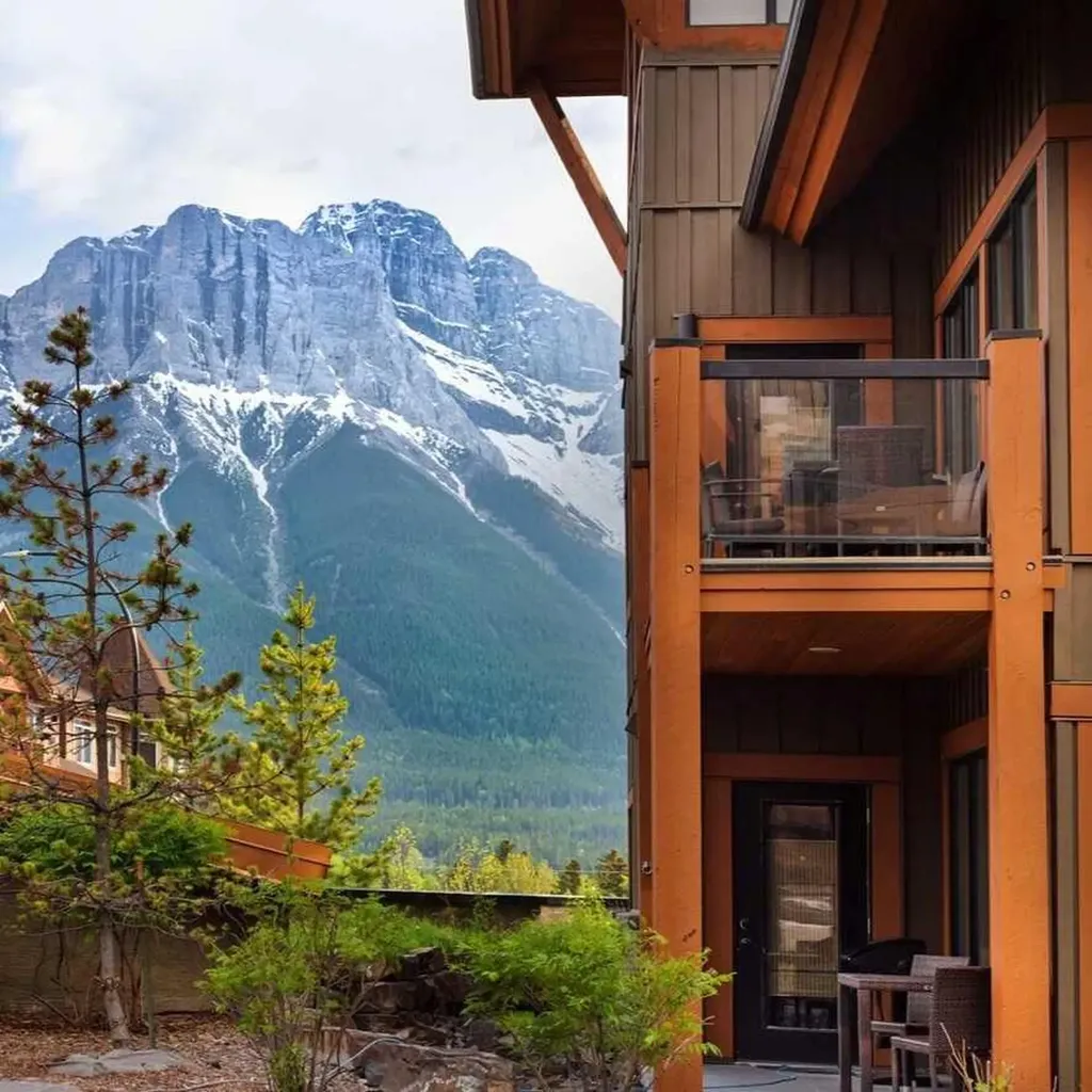 191 Kananaskis Way Canmore AB T1W 0A3
