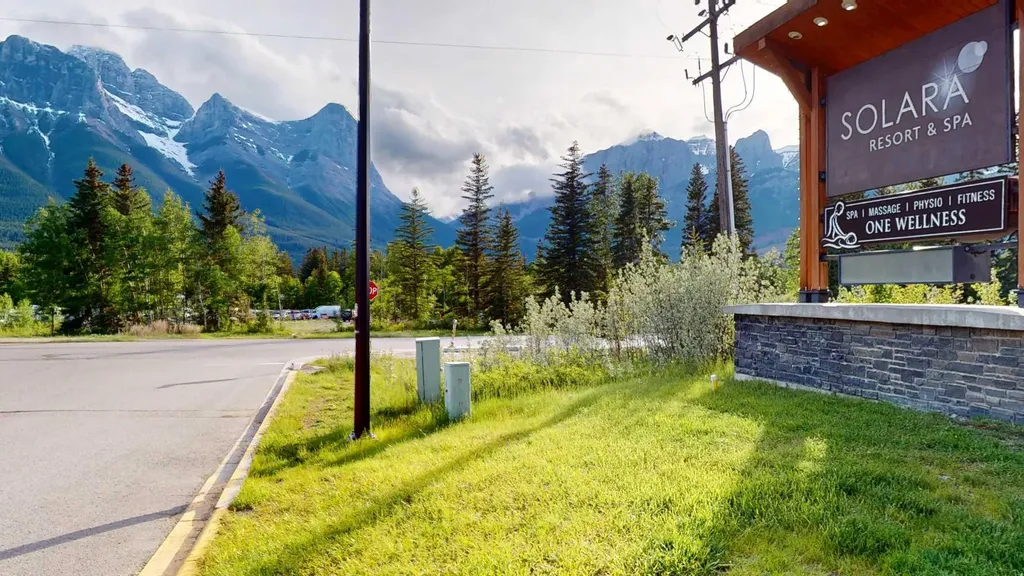 191 Kananaskis Way Canmore AB T1W 0A3