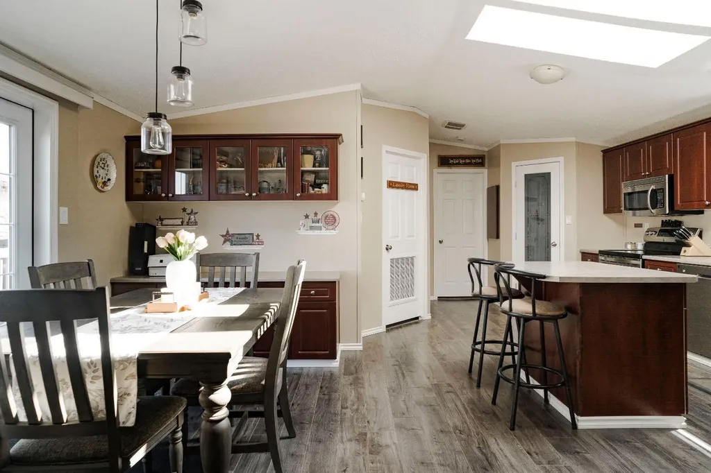 164 Balsam Way Fort Mcmurray AB T9K 0H7