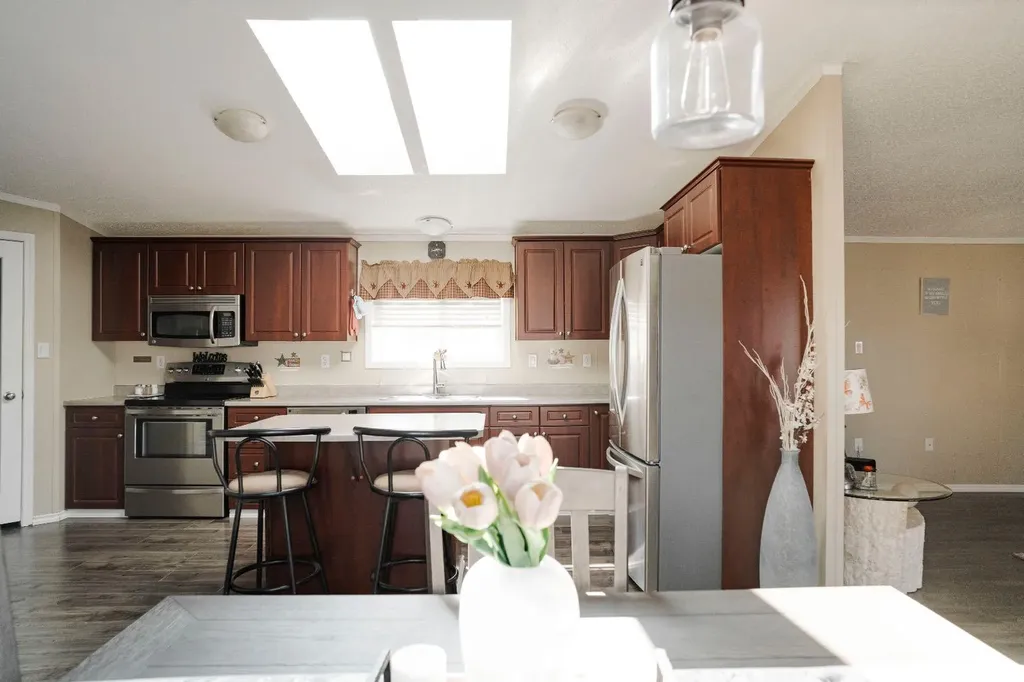 164 Balsam Way Fort Mcmurray AB T9K 0H7