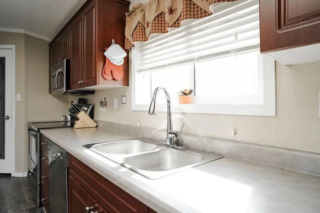164 Balsam Way Fort Mcmurray AB T9K 0H7