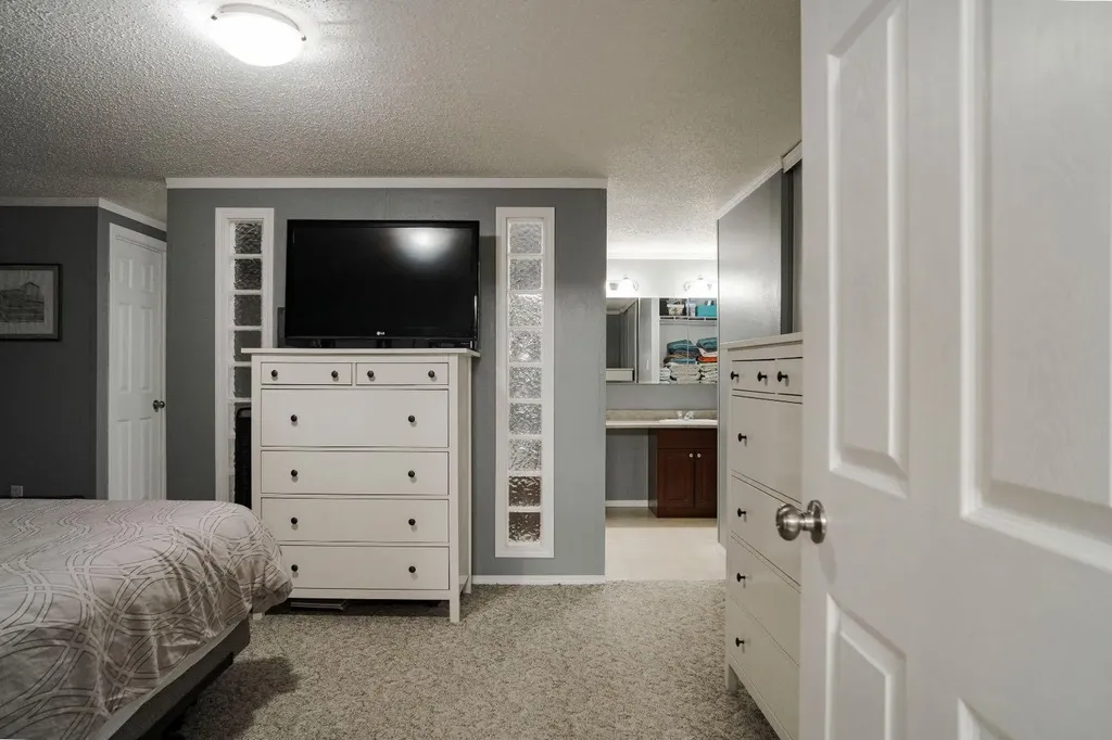 164 Balsam Way Fort Mcmurray AB T9K 0H7
