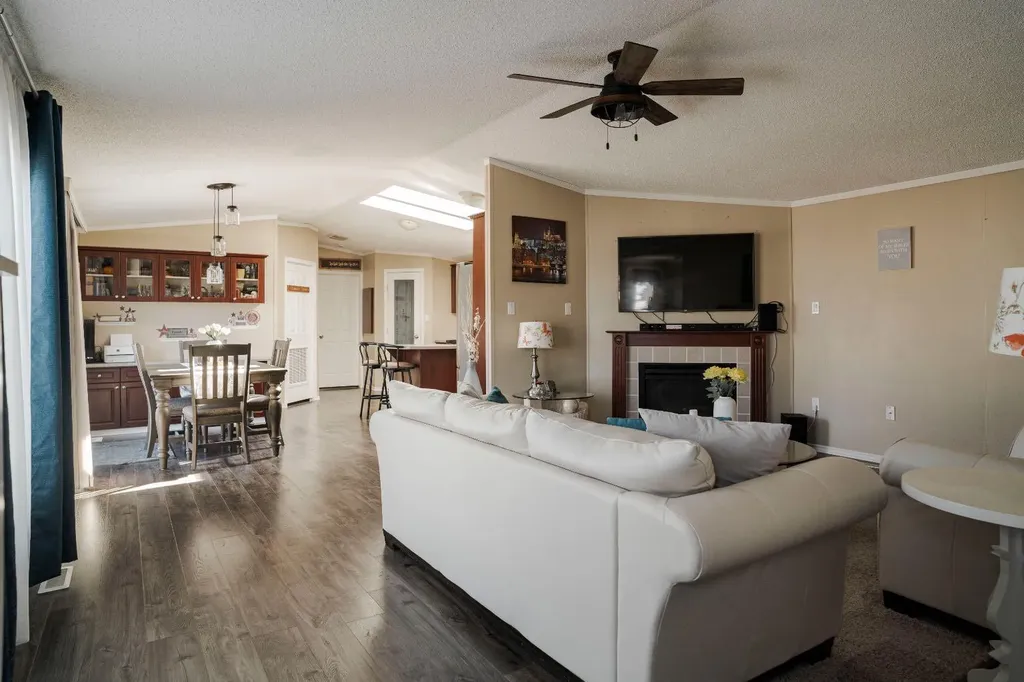 164 Balsam Way Fort Mcmurray AB T9K 0H7