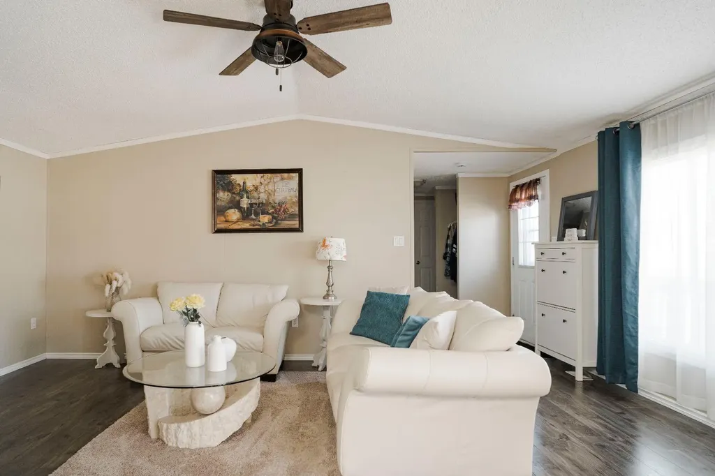 164 Balsam Way Fort Mcmurray AB T9K 0H7