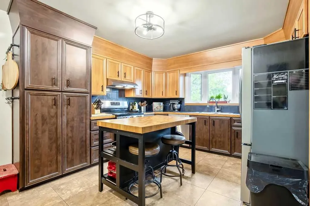 723 5 Avenue SW High River AB T1V 1B9