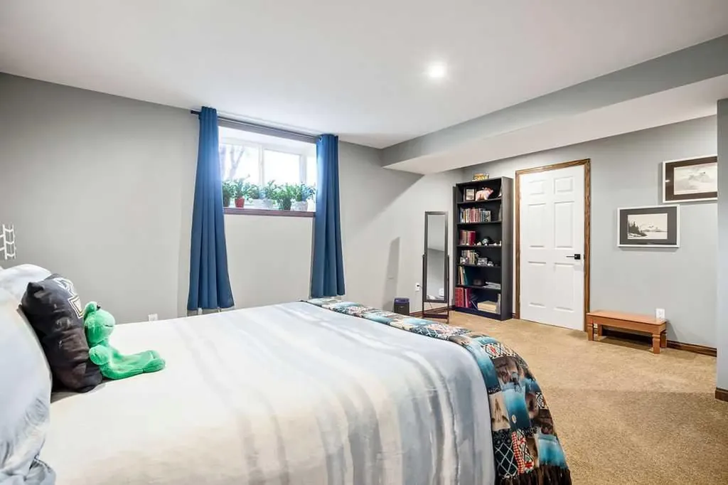 723 5 Avenue SW High River AB T1V 1B9