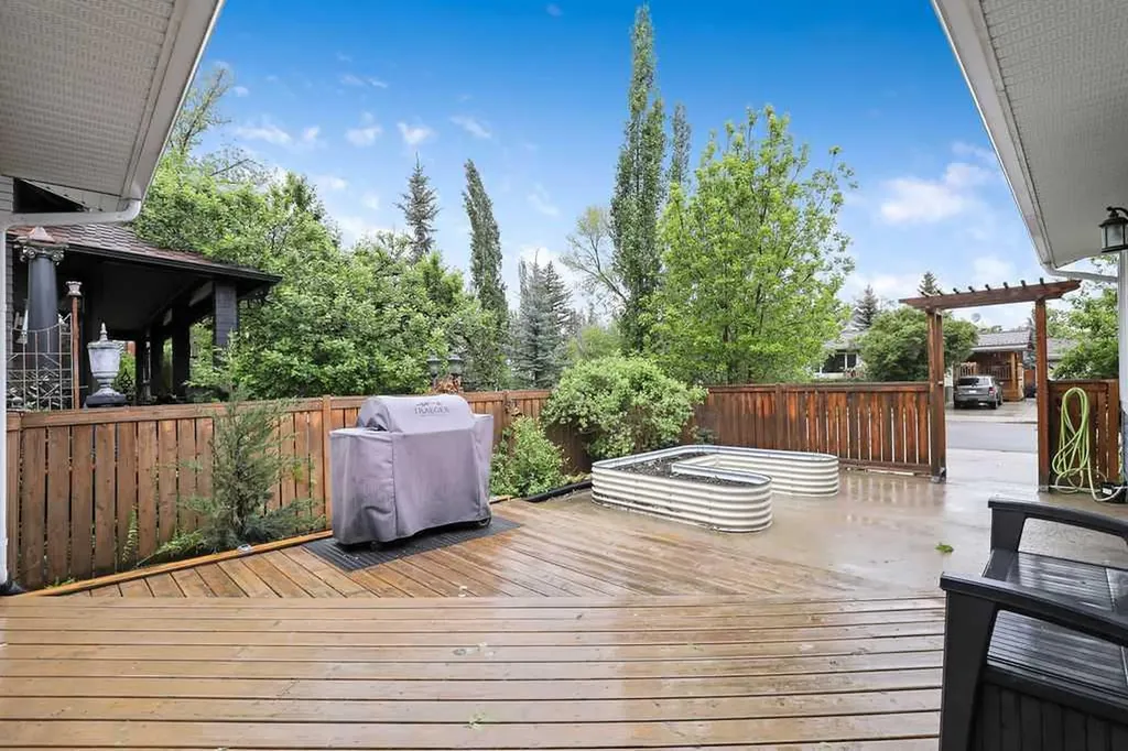 723 5 Avenue SW High River AB T1V 1B9