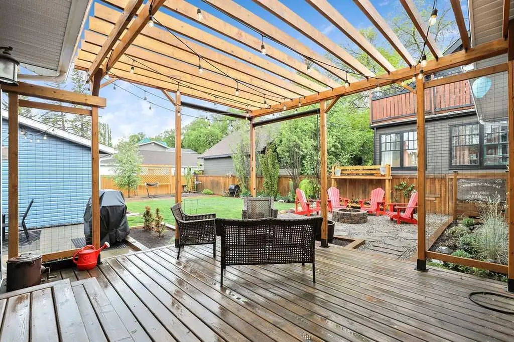 723 5 Avenue SW High River AB T1V 1B9