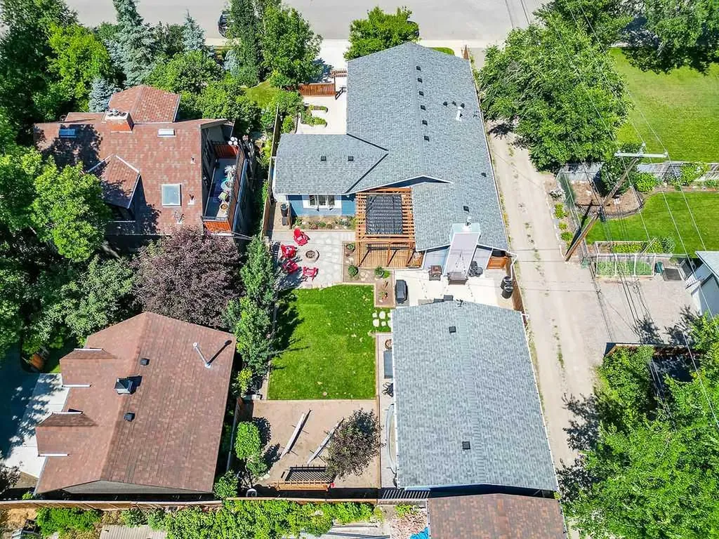723 5 Avenue SW High River AB T1V 1B9