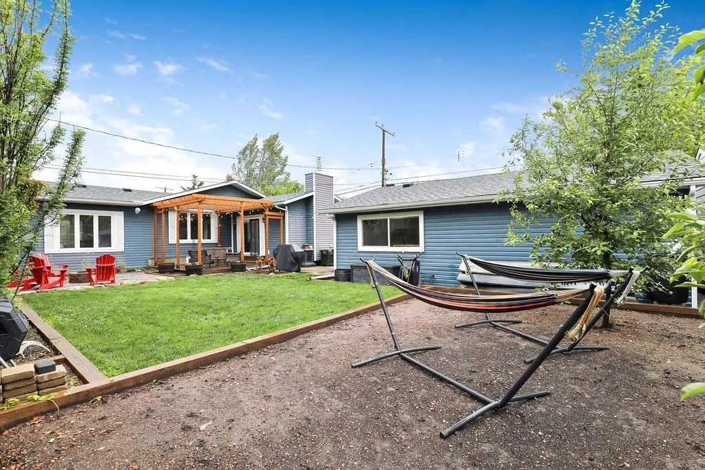 723 5 Avenue SW High River AB T1V 1B9