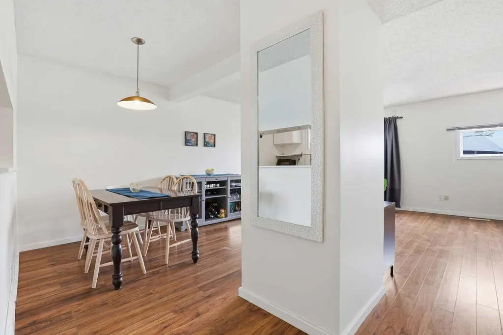 131 Templehill Drive NE Calgary AB T1Y4T1