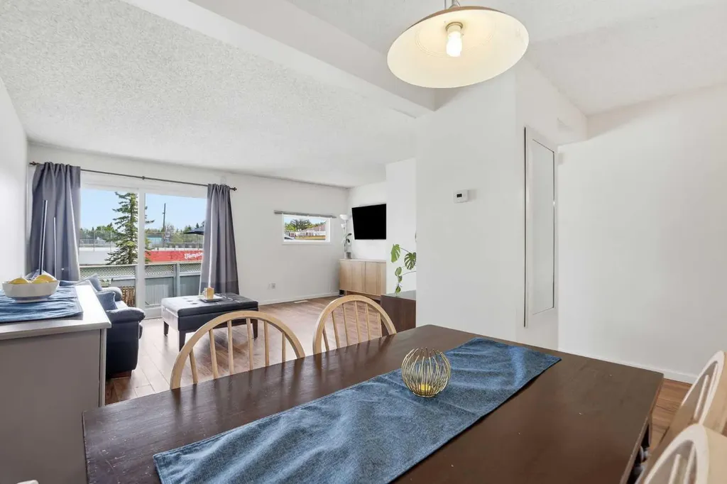 131 Templehill Drive NE Calgary AB T1Y4T1