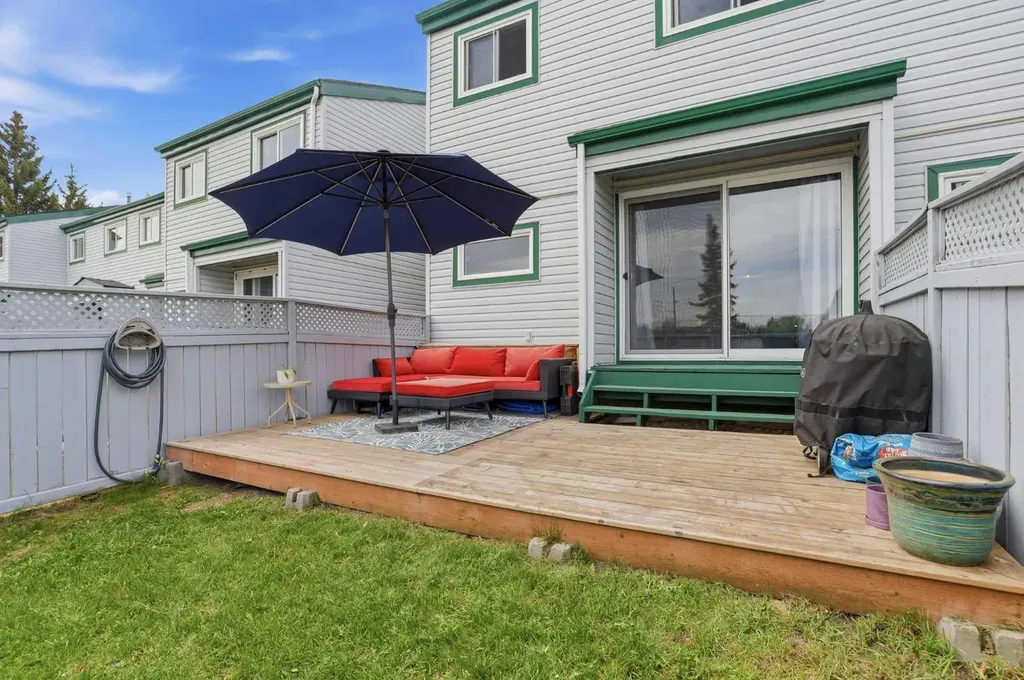 131 Templehill Drive NE Calgary AB T1Y4T1
