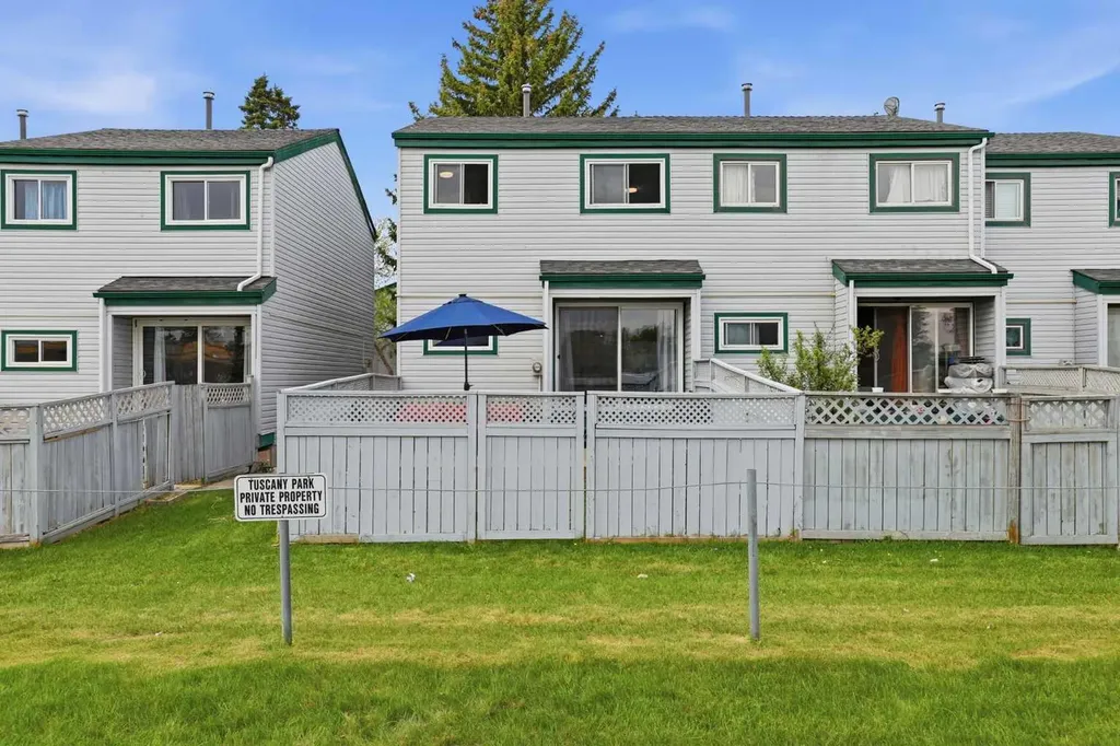 131 Templehill Drive NE Calgary AB T1Y4T1