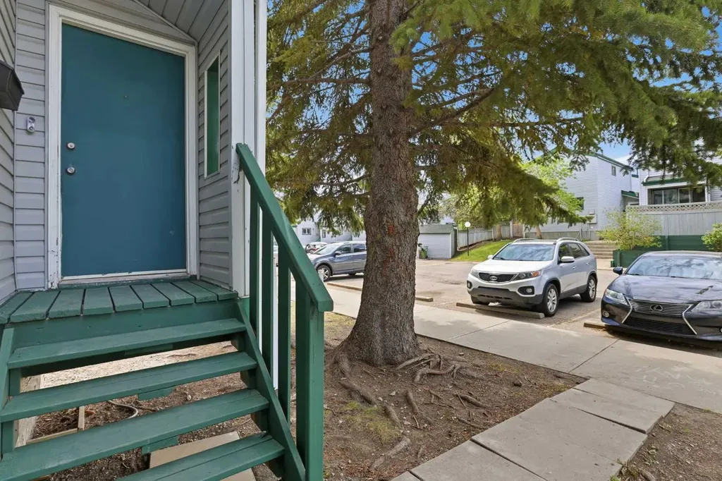 131 Templehill Drive NE Calgary AB T1Y4T1