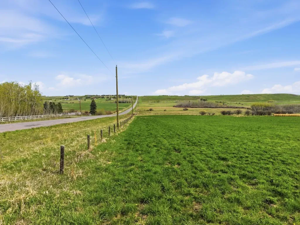 80 Street W Rural Foothills County AB T1S 0S3