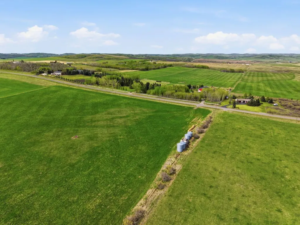 80 Street W Rural Foothills County AB T1S 0S3