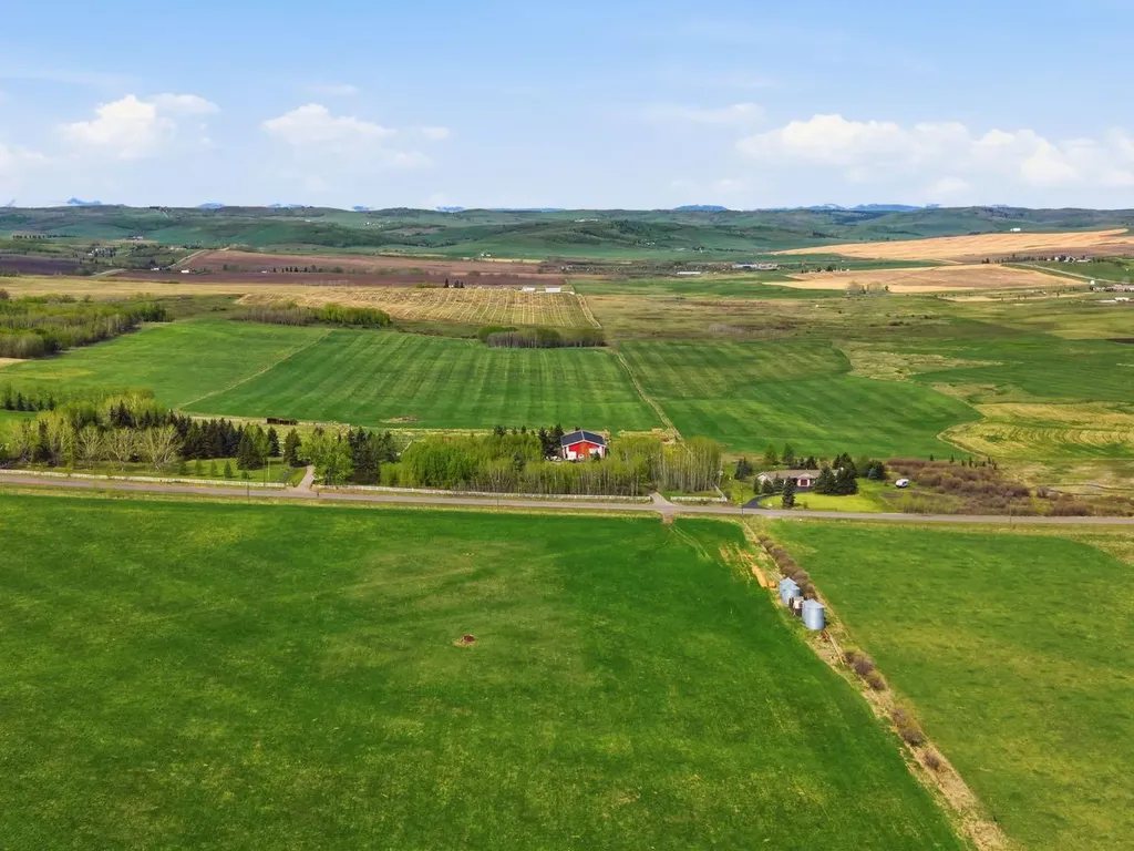 80 Street W Rural Foothills County AB T1S 0S3
